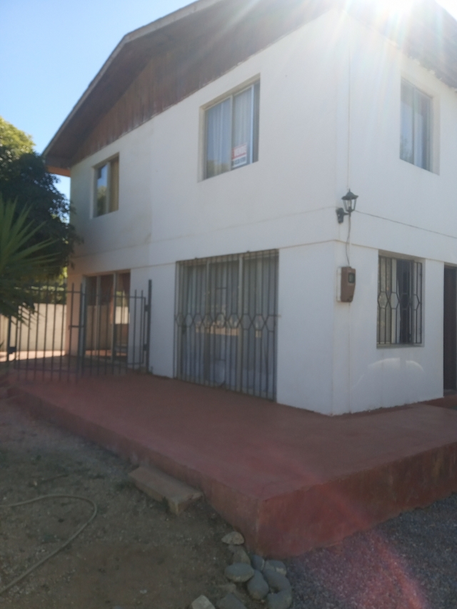 VENTA CASA EN ALGARROBO